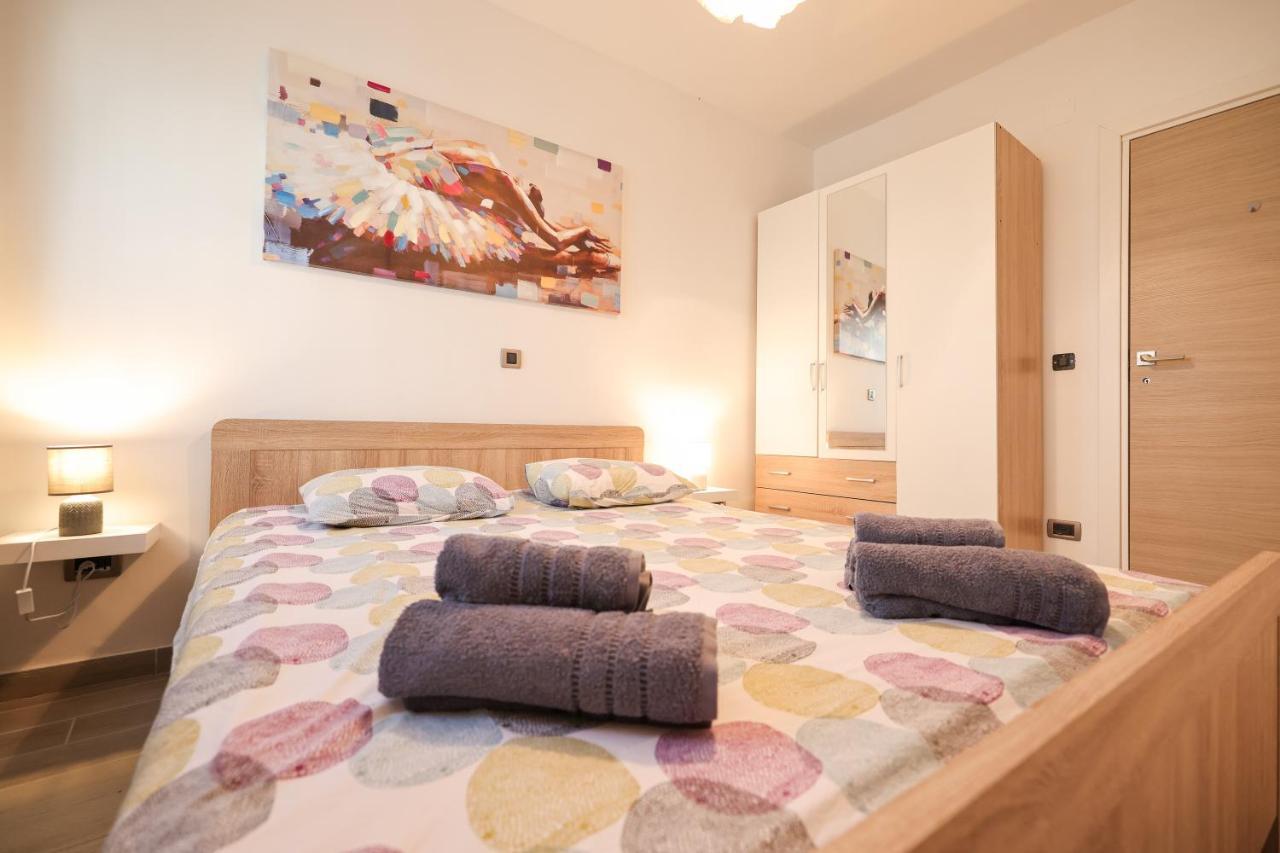 Appartement Coco à Pirovac Extérieur photo