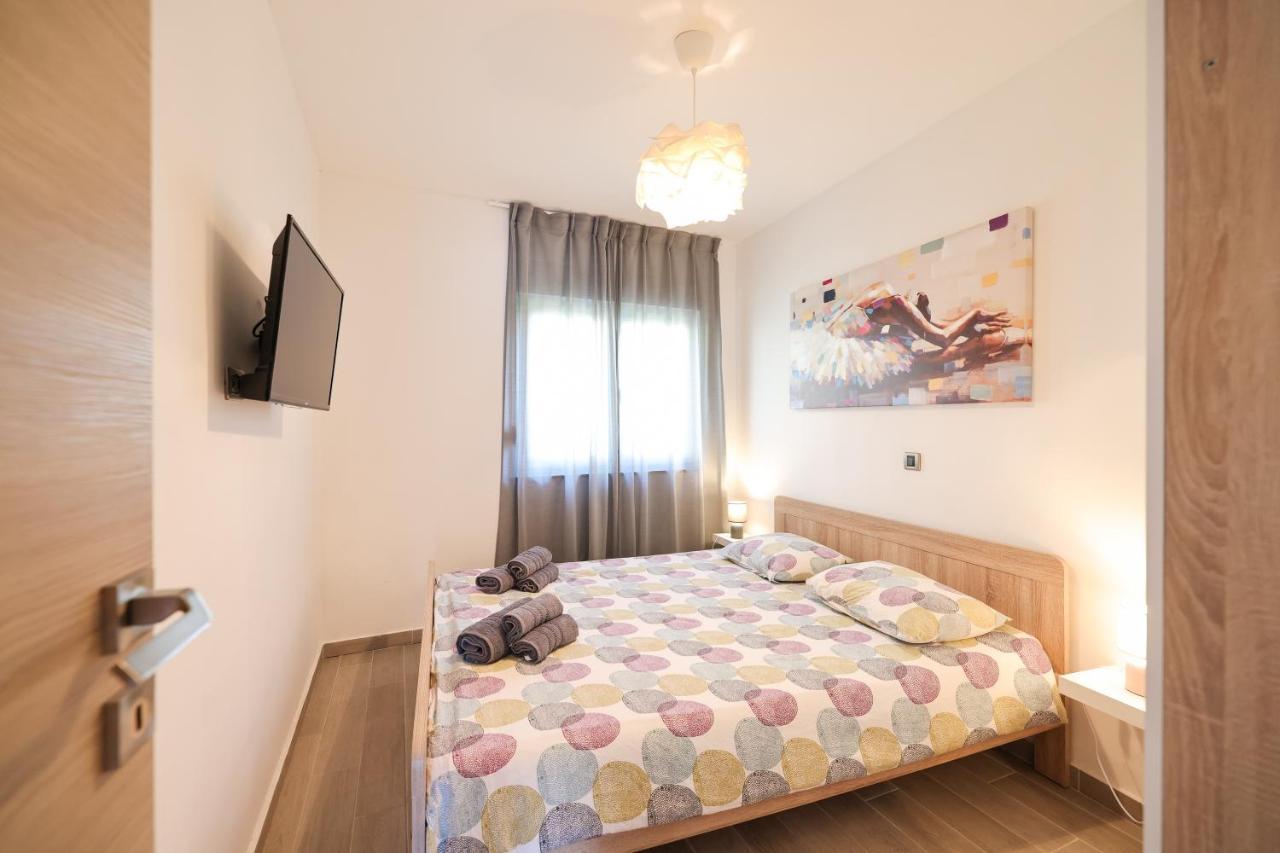 Appartement Coco à Pirovac Extérieur photo